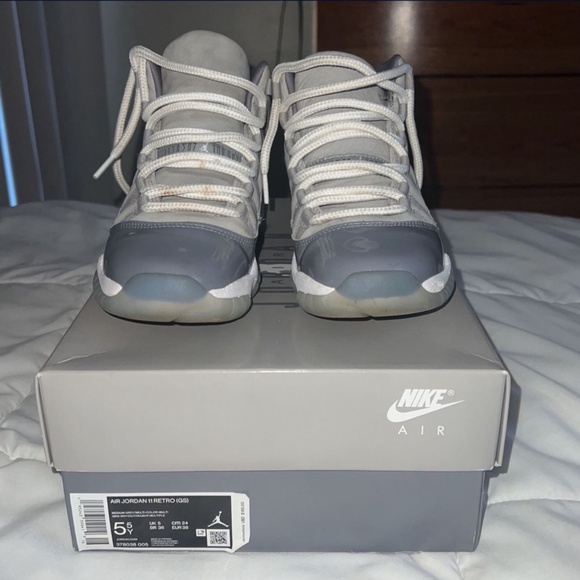 Jordan Cool Grey 11s - Picture 1 of 3